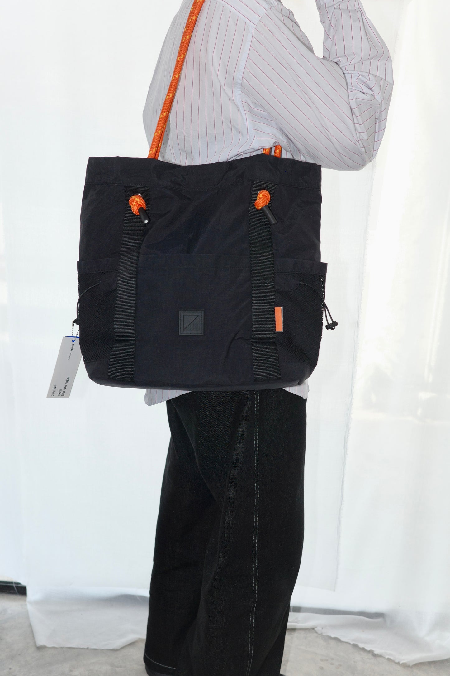 SYMA. Noble Black Tote Bag