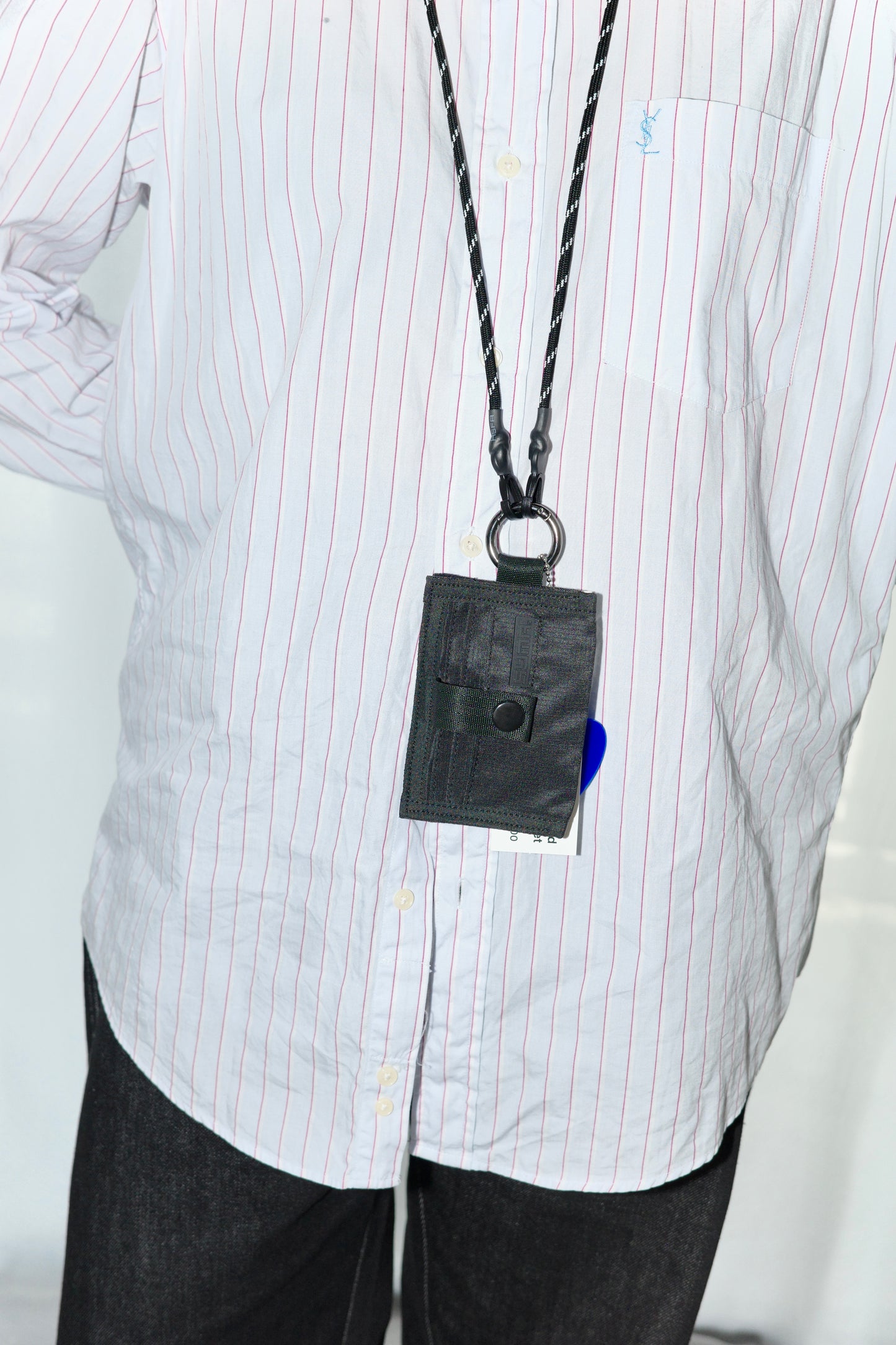 SYMA. Zipp Landyard Wallet