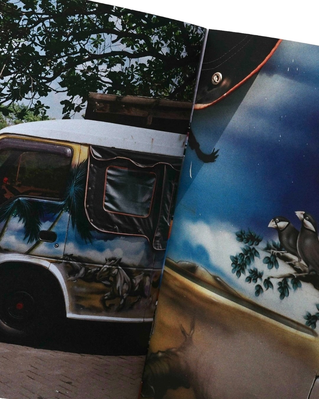 Komotra Party Bus Zine